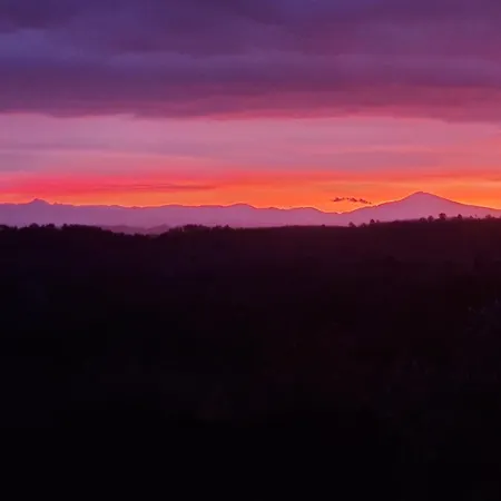Vue Panoramique Sur Mont Ventoux Entre Vallee De L Ardeche Et De La Ceze Villa *